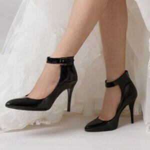 Lanvin Black Patent Leather Ankle Strap Pumps Classic Evening Size 36.5 (US 6.5)